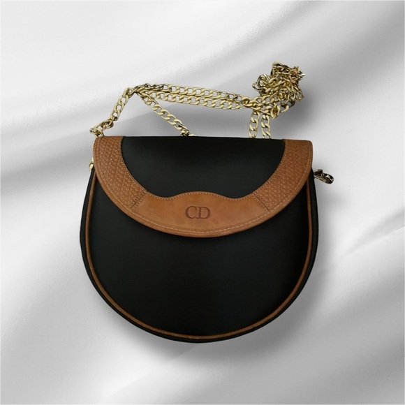 Christian Dior Vintage Shoulder Bag with COA in excellent vintage condition - Picture 4 of 13